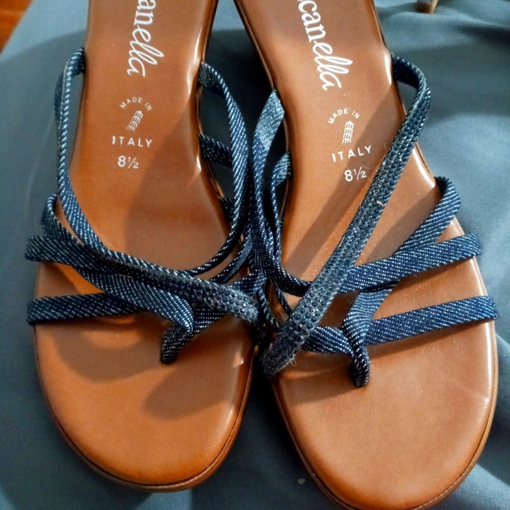 Navy Toscanella shoes
